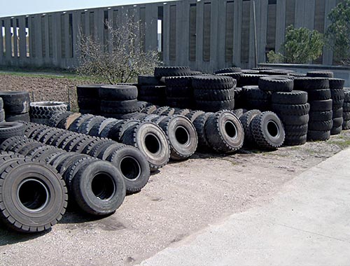 Earth moving tyre casings